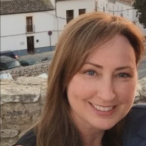 Meet your Posher, Lori